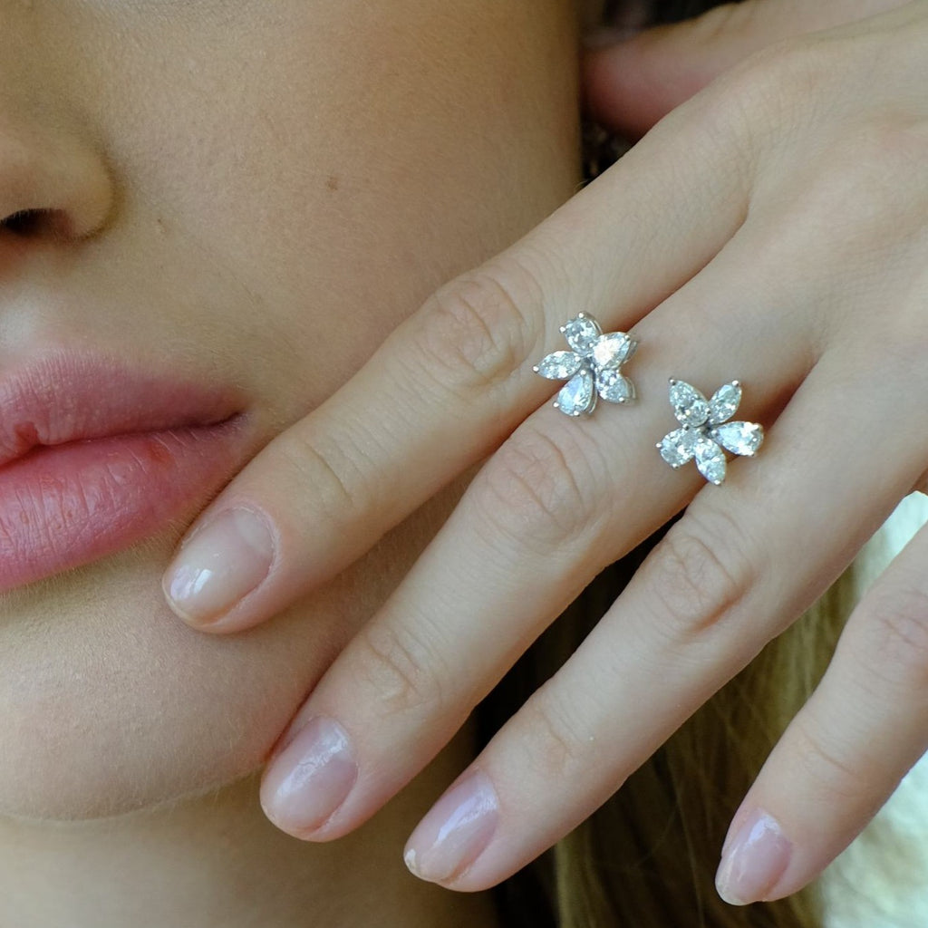 Zydo double element ring with flower and fancy cut diamonds white gold 54930