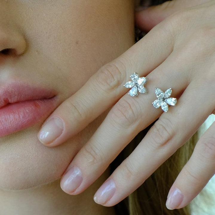 Zydo double element ring with flower and fancy cut diamonds white gold 54930