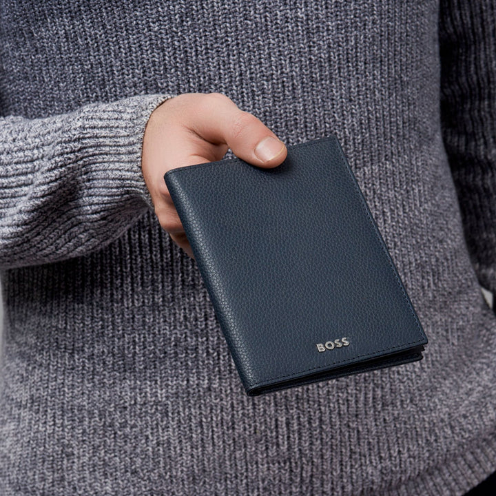 Hugo boss vertical portfolio with a classic granular navy hlo416n flap