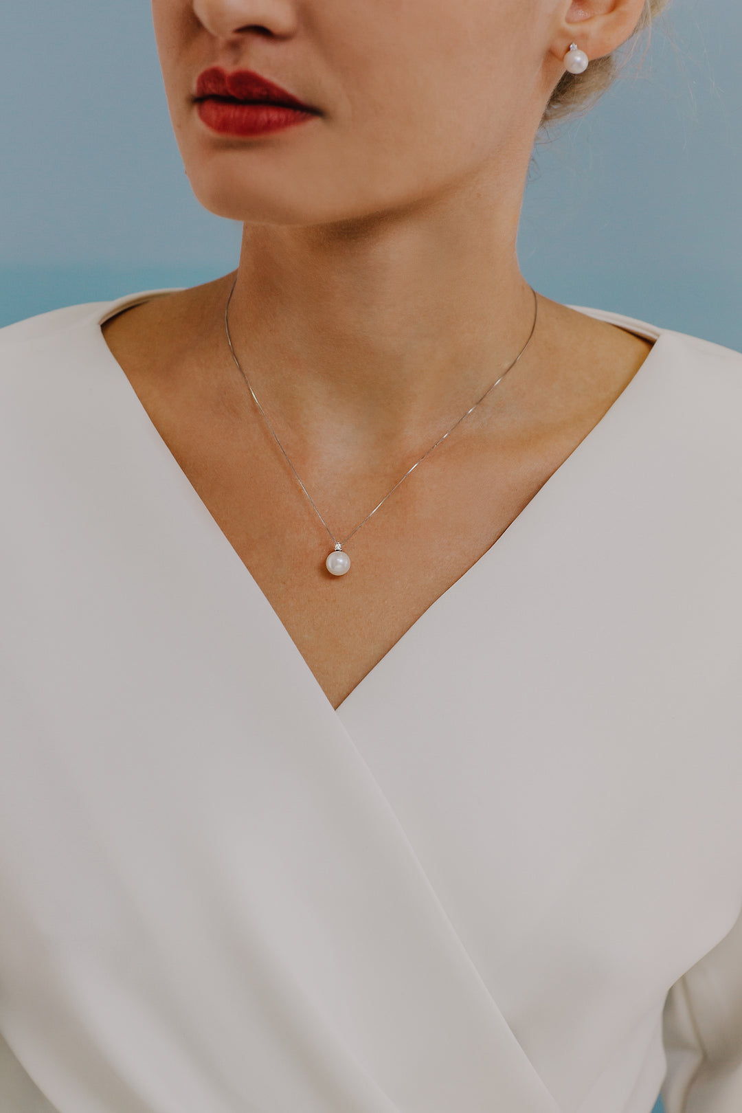 Comete Light Point Pearl Necklace in Gold and Diamond GLP575