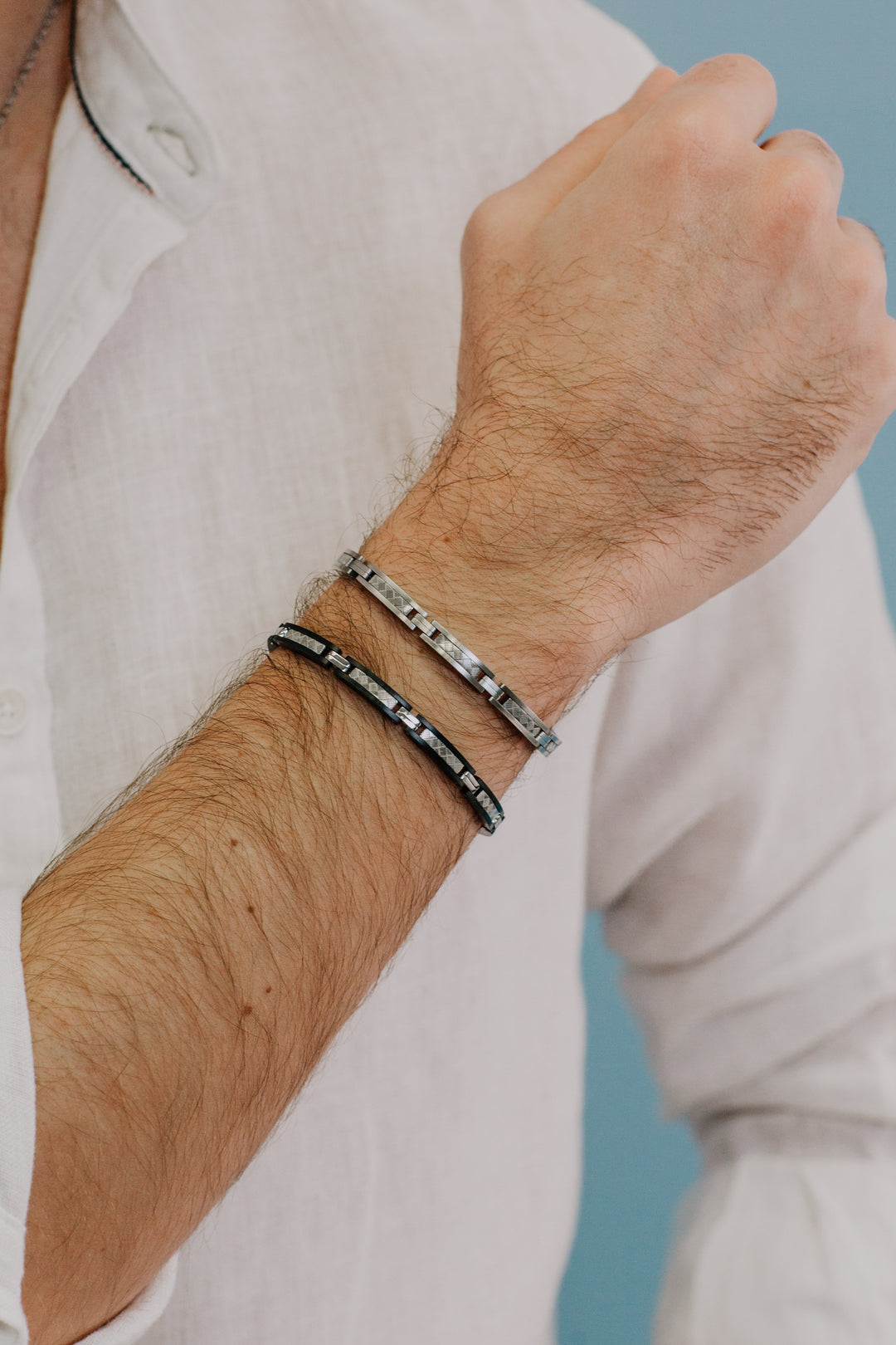 Comete Texture bracelet in polished and satin steel UBR980