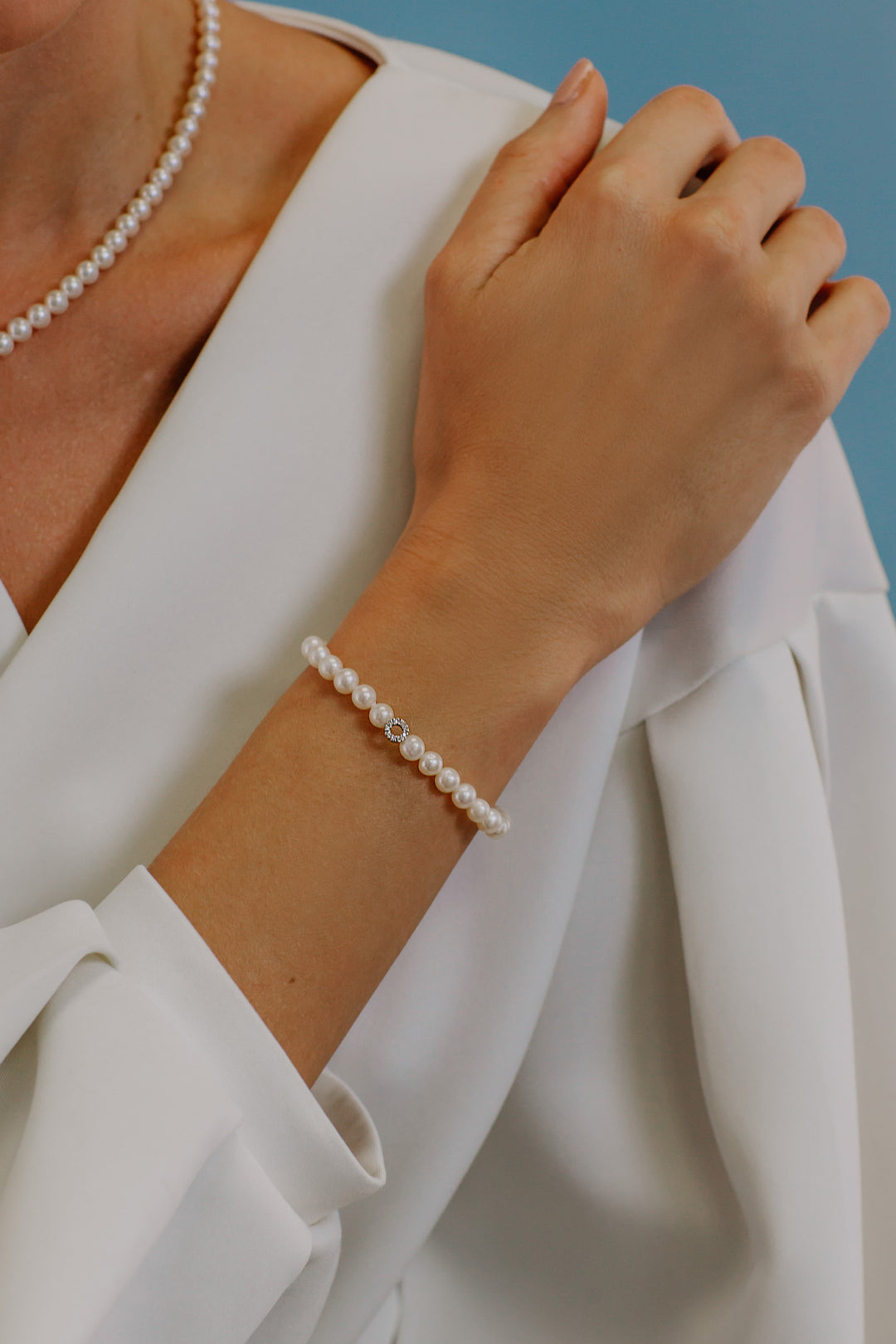 Comete Acquadolce Pearl Strand Bracelet in Gold and Diamonds BRQ128