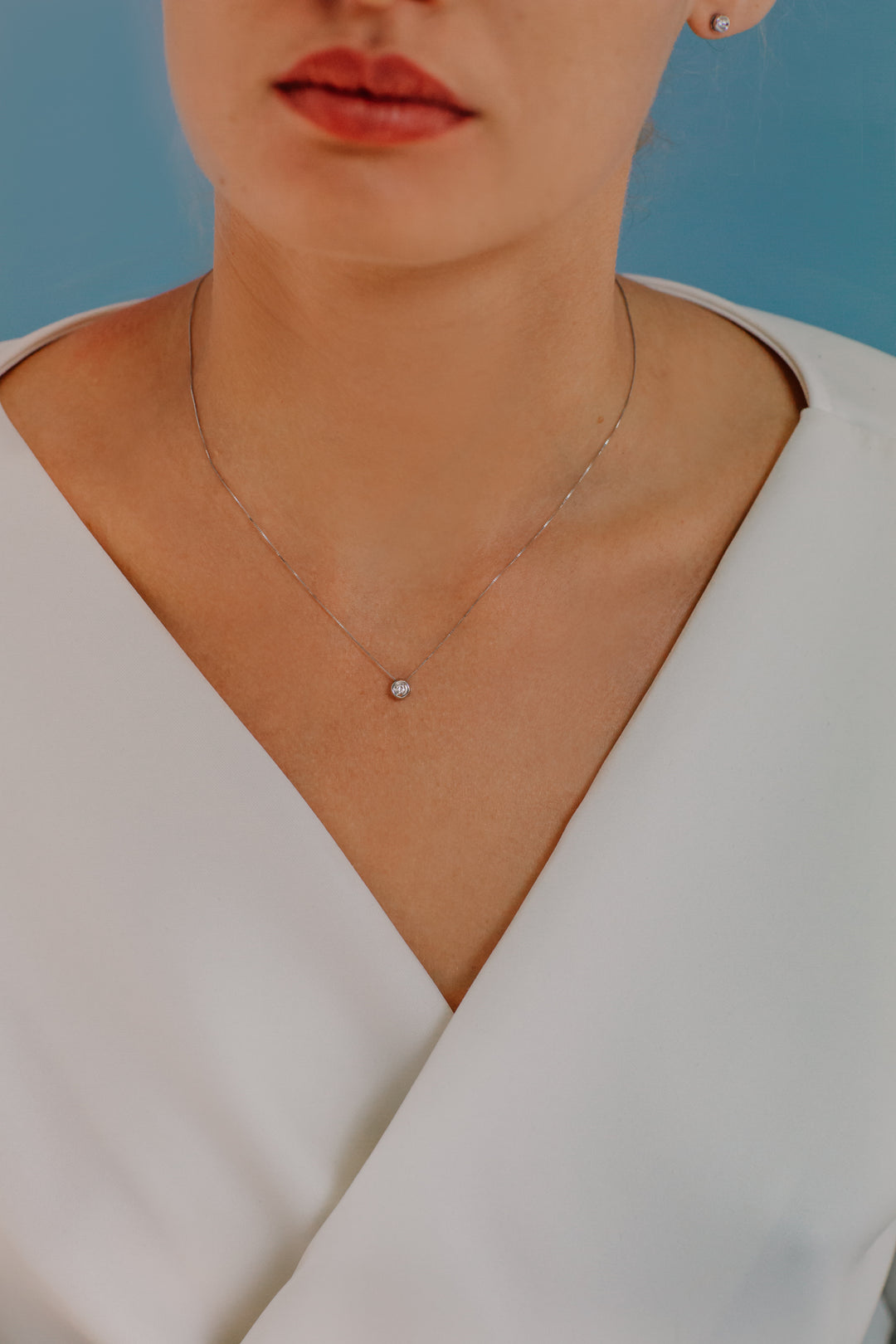 Comete Necklace Round light point in Gold and Diamond GLB1422