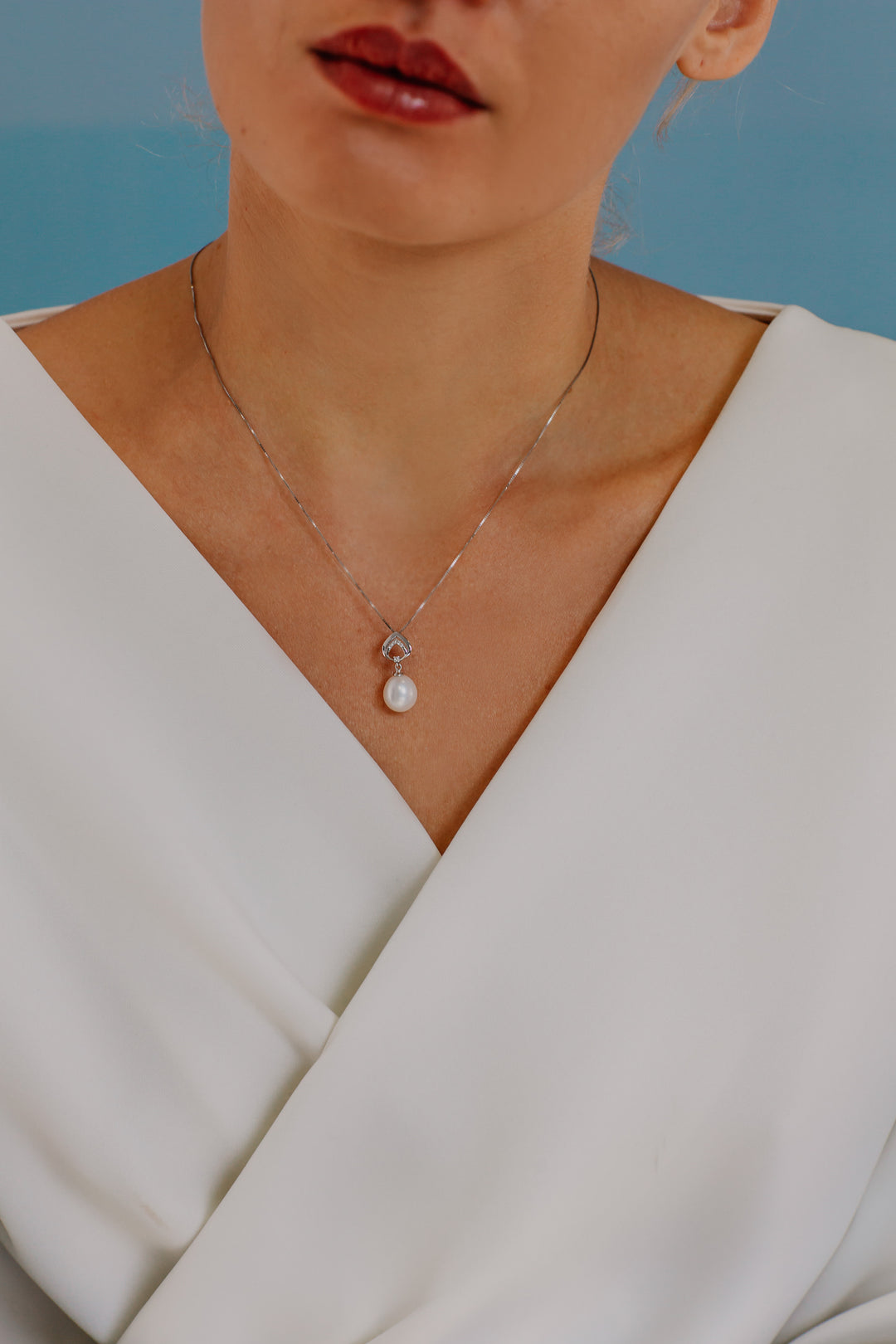 Comete Necklace Pearls in Gold and Diamonds GLP547