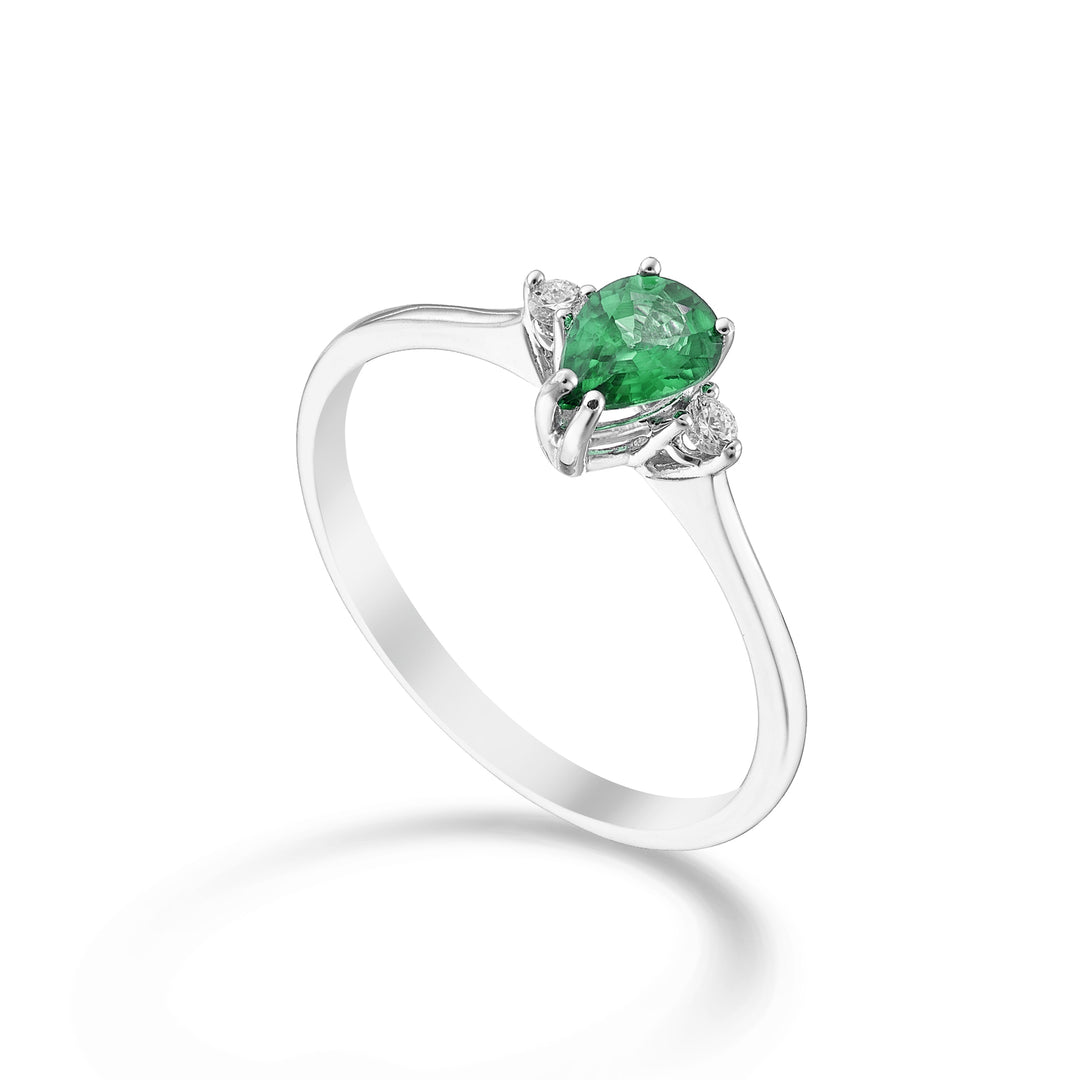 Mikiko an 9k emerald drop 6x4 and side diamonds MA5217R4BE