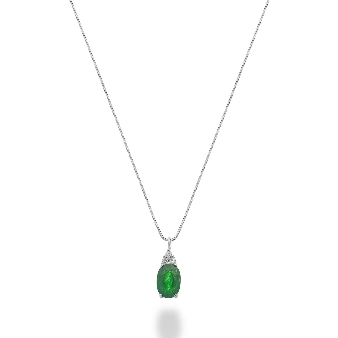 Mikiko cl 9k oval emerald 6x4 with three diamonds MD5188R4BE