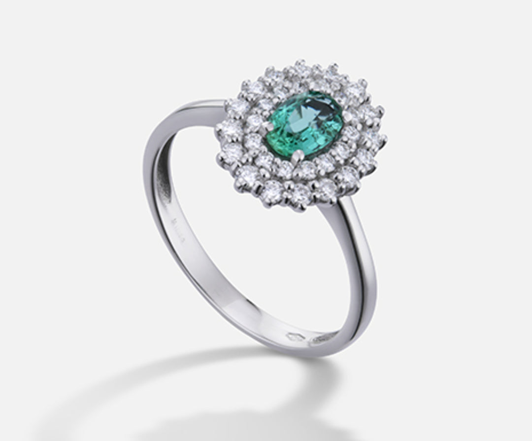 Mikiko an 18k emerald n. oval 6x4 ct.0.35 dia ct.0.37 MA5116O4SMN035