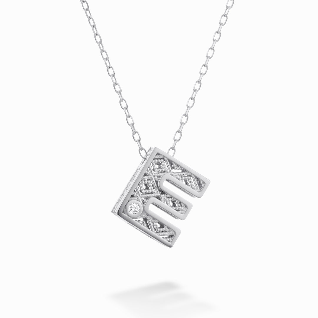Nihama cl 18k letter e white gold diam. ct.0,01 NDLETEO4