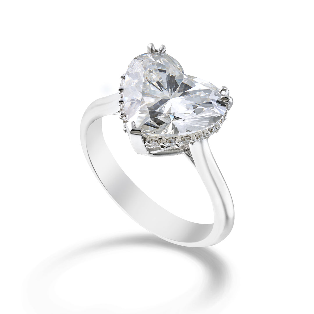 X-Diamond an 18kt lab g.d.tot. 4.06 ct, heart cen 3.94 ct and recessed ring 0.12 ct XXDAPU121O4CUBI406