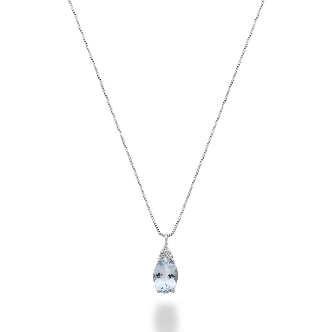 Nihama cl 18k oval aquamarine 6x4 with three diamonds ND5188O4AM