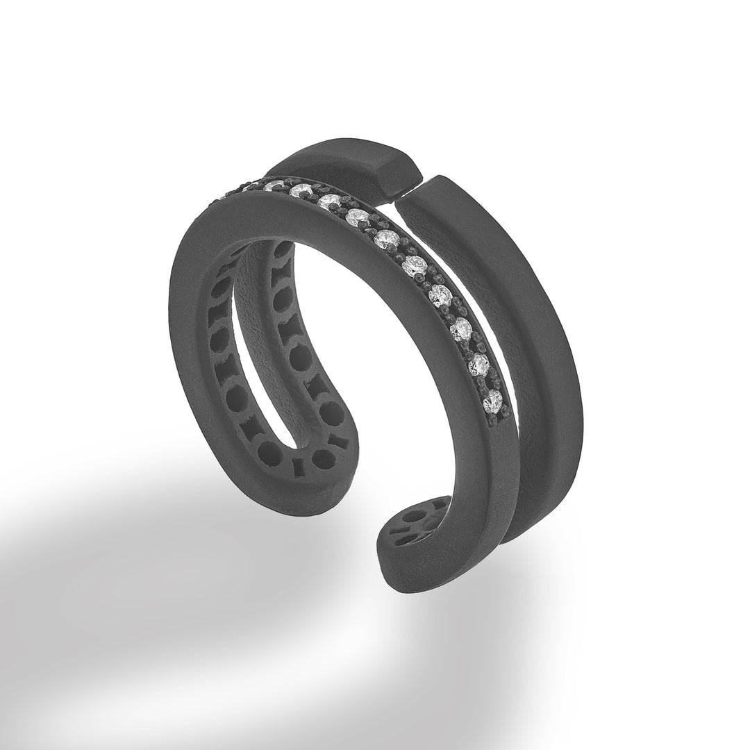 Golay fantasy ring in black titanium with diamonds set on one of the two rows, size 15 GAN031DINE-15