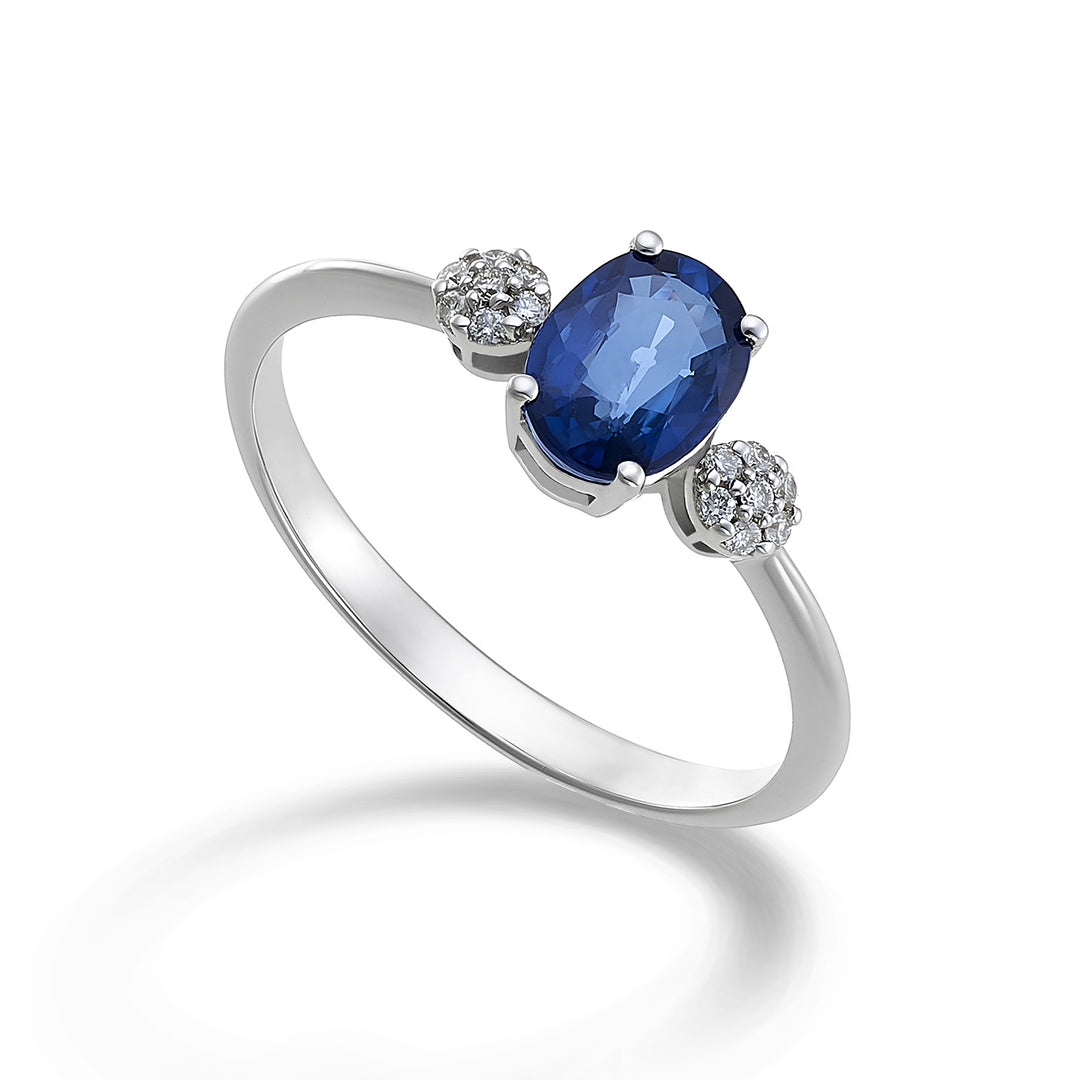 Mikiko an 18k oval sapphire 7x5 ct.0.80 diam. 0.10 ct MA5058O4ZFD