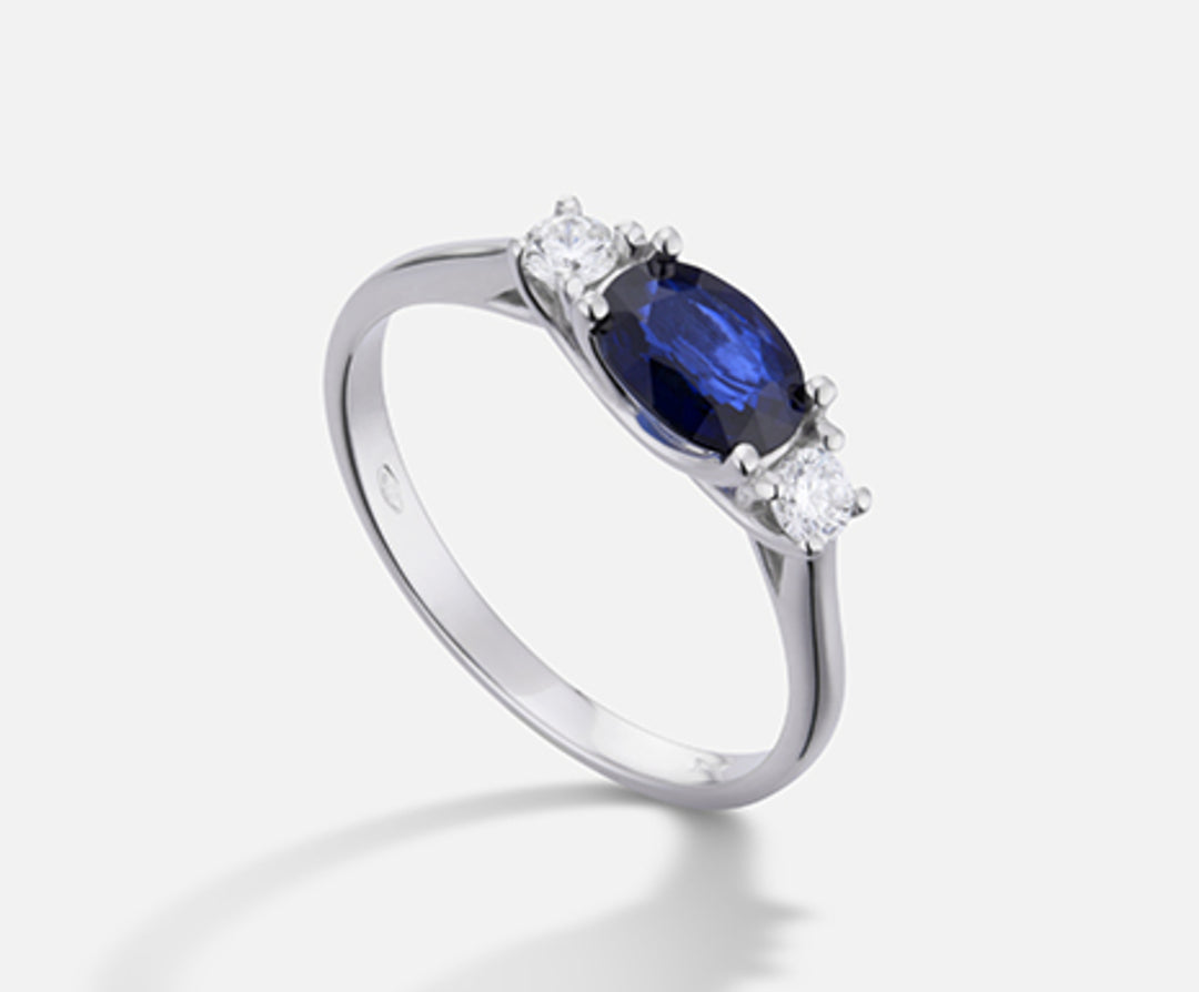 Nihama an 18k oval sapphire 7x5 ct.0.80 dia ct.0.16 NA5113O4ZFD