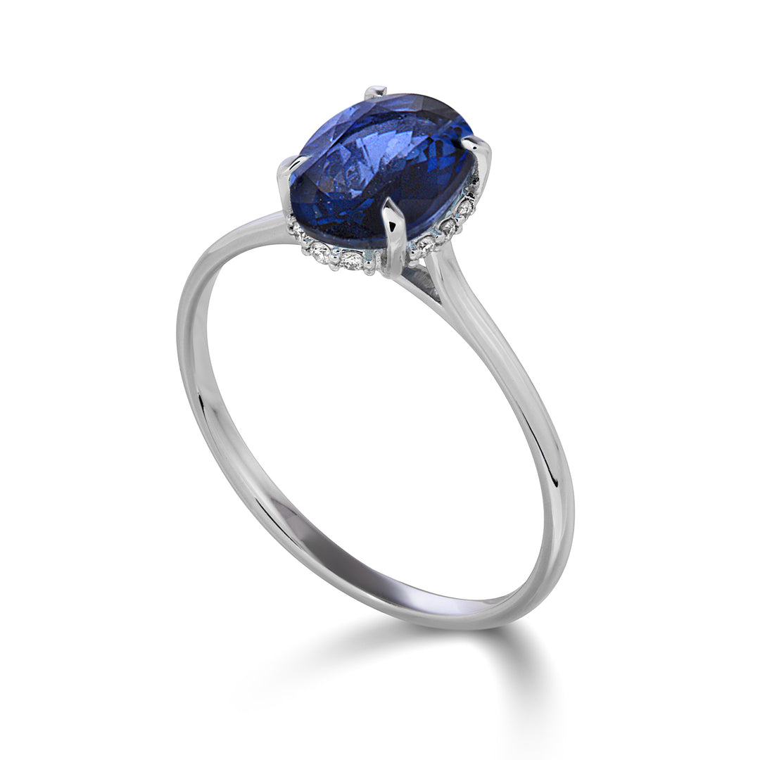 Nihama an 18k oval sapphire 8x6 refresh set with diamonds NA5220O4ZFR