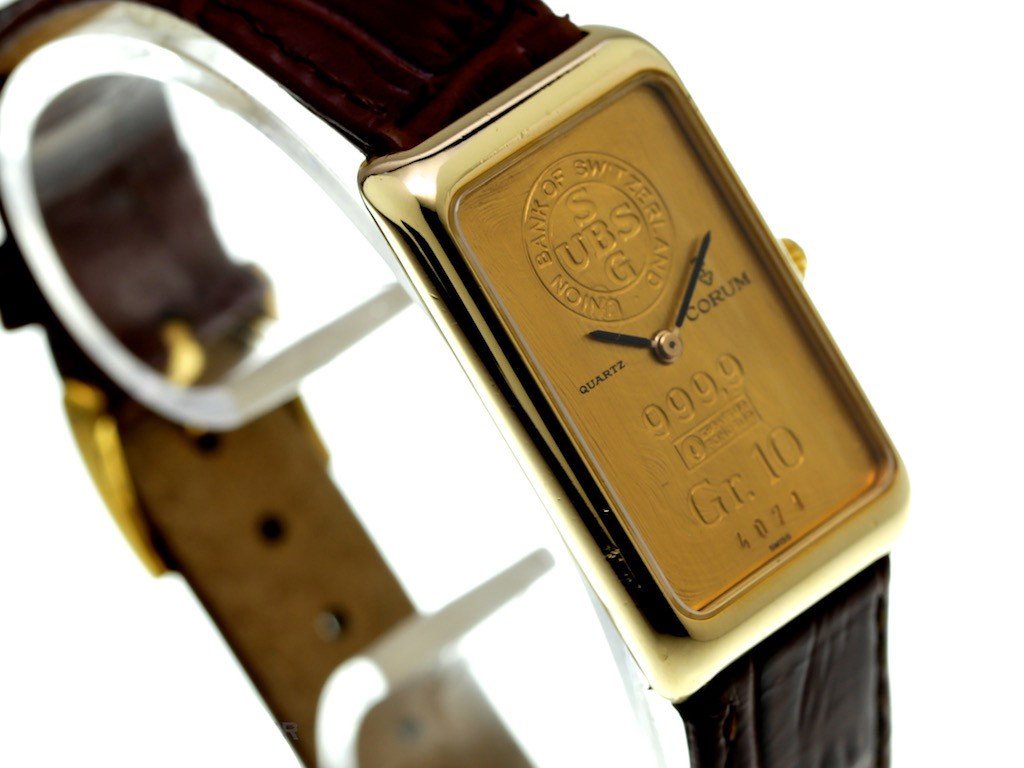 Corum orologio uomo Lingotto 10g 21x34mm oro 18kt quarzo 42400 - Gioielleria Capodagli