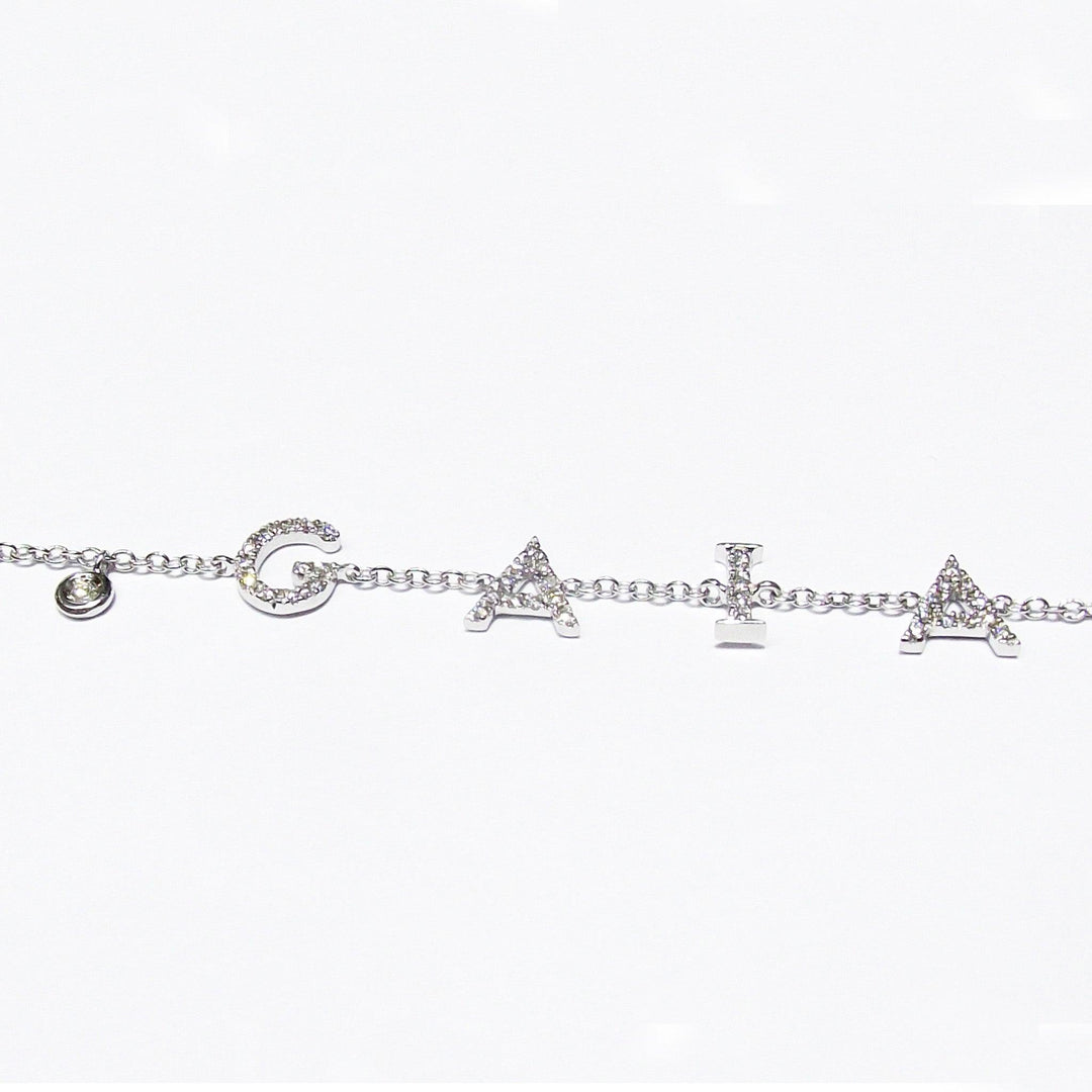 World Diamond Group bracciale con nome GAIA in oro bianco 18kt 2,30g con diamanti 0,17ct colore G purezza VVS 0002BR - Gioielleria Capodagli